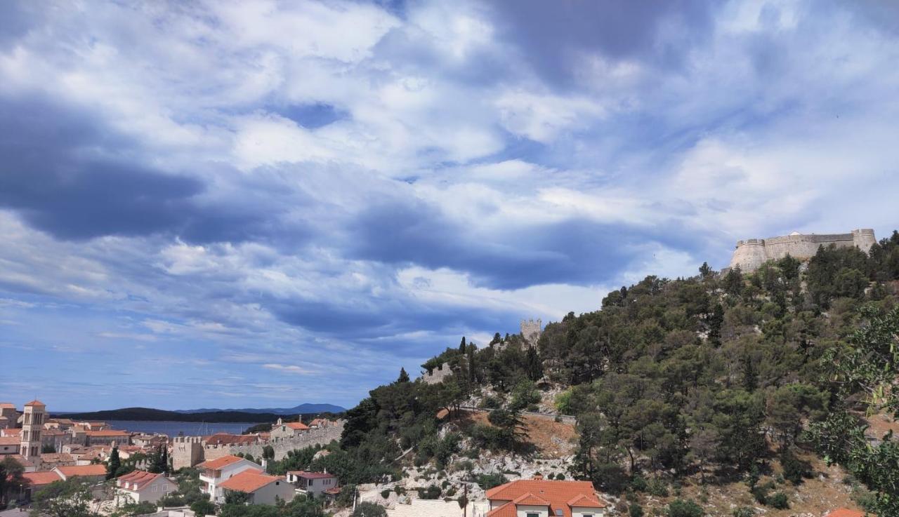 Guest House Vuljan Hvar Town Exteriér fotografie